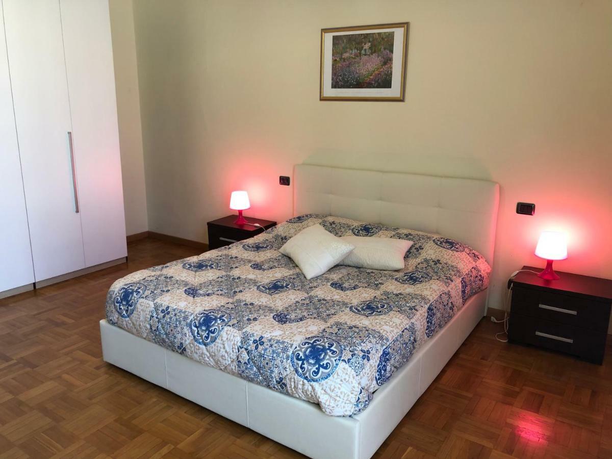 פירנצה 3 Perle All'Accademia Apartments מראה חיצוני תמונה